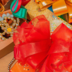 Coupon for: Bluenotes Holiday Gift Offer