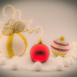 Coupon for: Hallmark Christmas in July