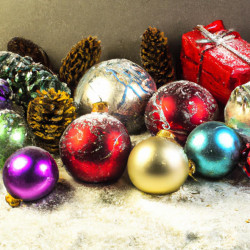 Coupon for: Hallmark Christmas Preview Event