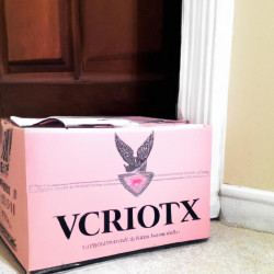 Coupon for: Victoria's Secret Free Shipping Offer