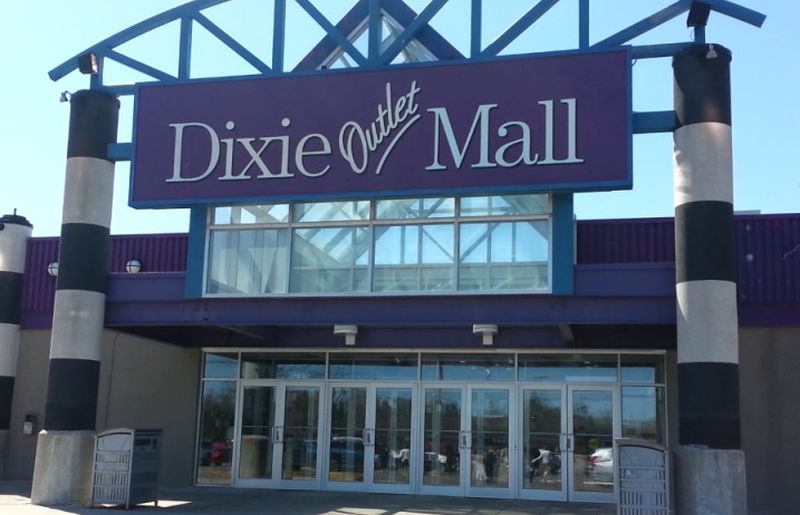 september kom sammen Guvernør Dixie Outlet Mall - hours, stores directory (Mississauga, ON) | Canada  Outlets