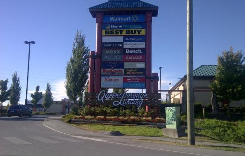 reebok outlet new westminster hours