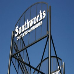 Southworks Outlet Mall image #0