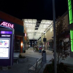 Toronto Premium Outlets image #4